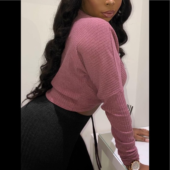 Stylish V Neck Knot Crop Front Rose Red Sweater - Picture 3 of 7